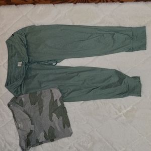 Marika joggers and oversized top